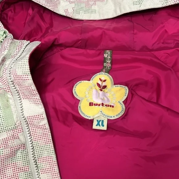 Burton Wanderlust Ski Snowboard Jacket Girls XL Lt. Green Geo Hooded Pink Parka - Picture 2 of 16